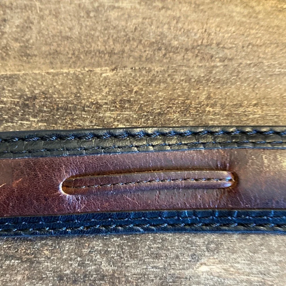 Men's Black Brown Leather Belt‎ Brass Tone Buckle Size 44 Classic Timeless